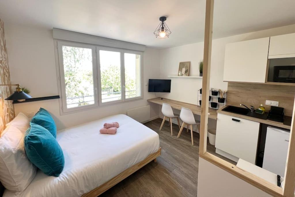 Suite Le Studio Mangue - Cosy & Vue Sur Le Jardin - Plages A Proximite Saint-Nazaire  Eksteriør billede